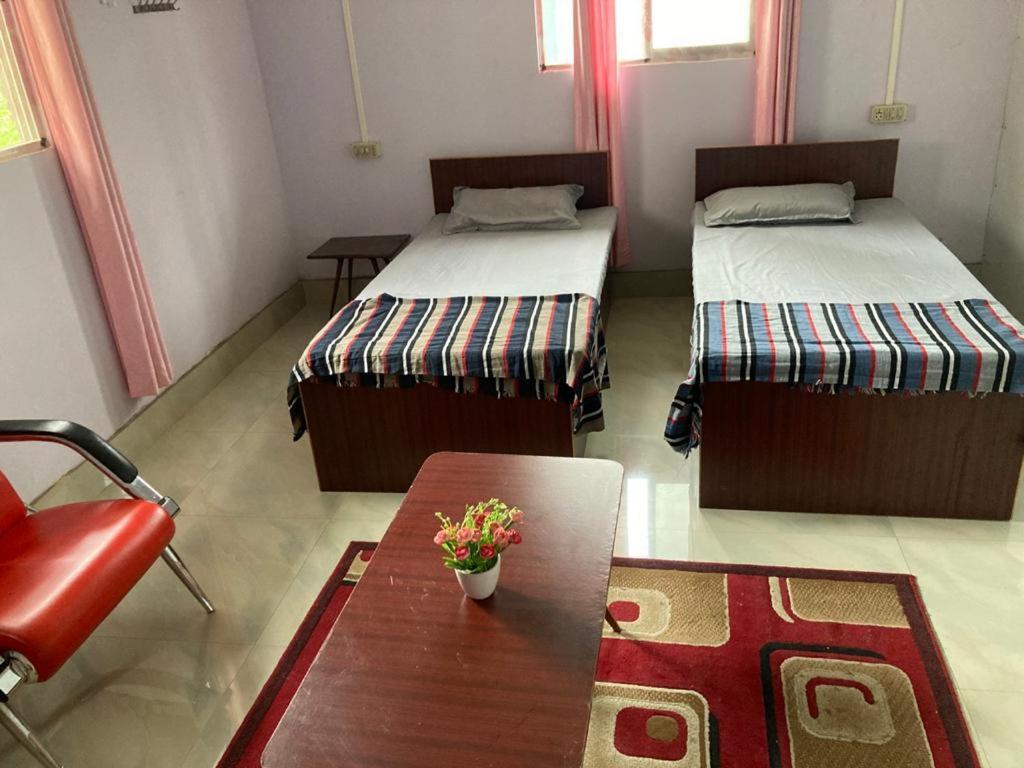 Haobam House Apartment อิมฟัล ภายนอก รูปภาพ